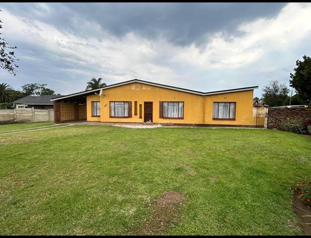 5 BEDROOM HOUSE FOR SALE IN MODDER EAST